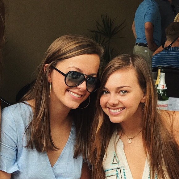 Meet your Posher, Ally - Picture 1 of 1